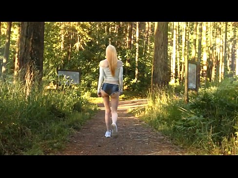 ❤️ Umfazi omhle uhamba kancinci, hayi ividiyo yeze ❌ kwi-xh.redporn-tv.ru ☑